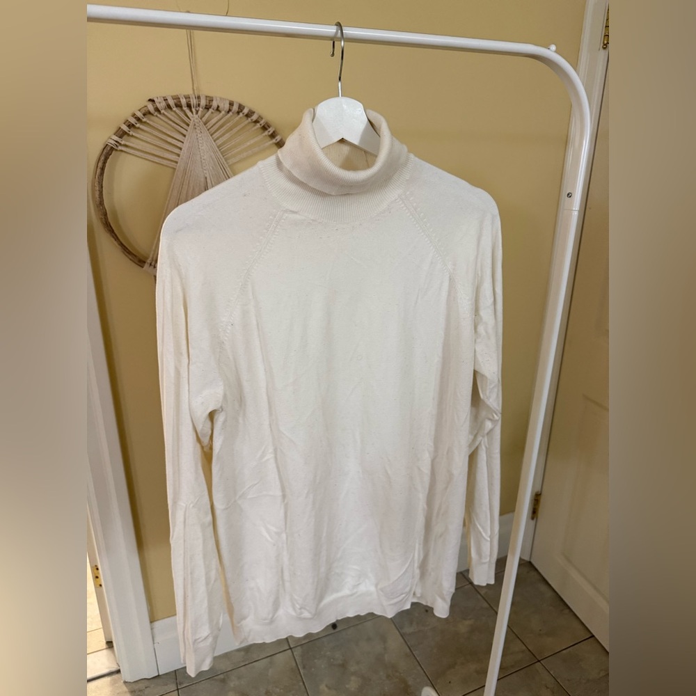 Zara Men's Off-White Turtleneck Sweater